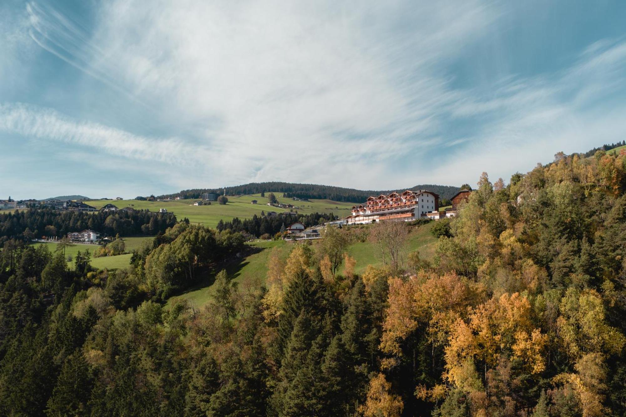 Panoramahotel Huberhof Maranza Exterior foto